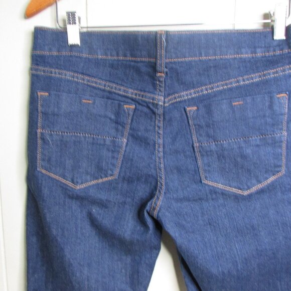 Old Navy Denim Shorts 8 Bermuda Blue Roll Cuff Hem - Picture 11 of 16